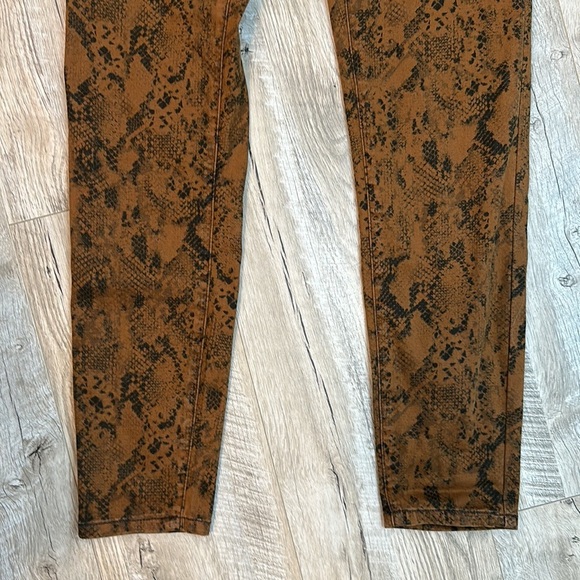 ANASTASIA HIGH RISE SUPER SKINNY JEANS kancan Fall Jeans - Picture 8 of 16